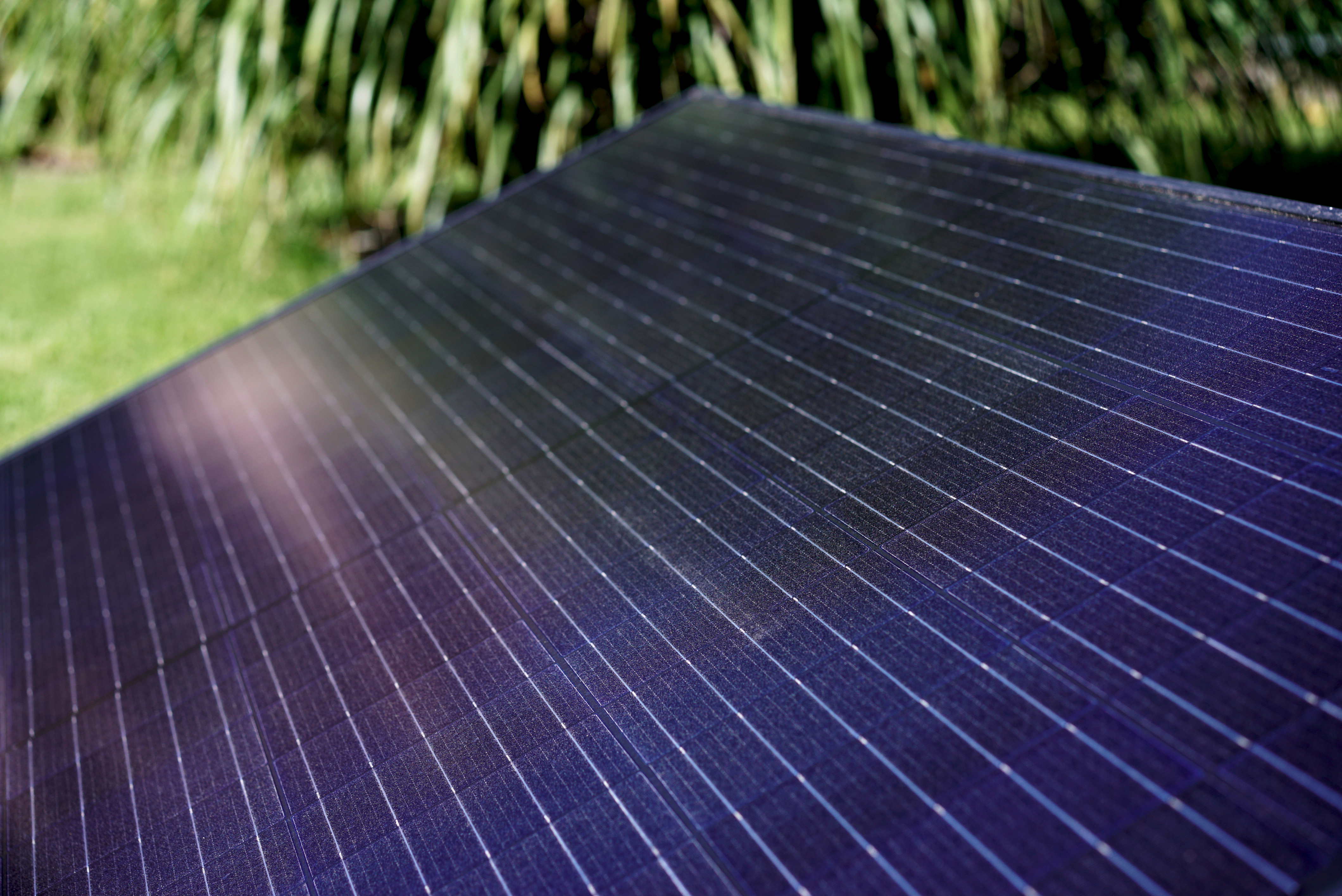 SOLMATE G (Garten) inkl. 2 Photovoltaikpanele SOLMATE G (Garten) inkl. 2 Photovoltaikpanele