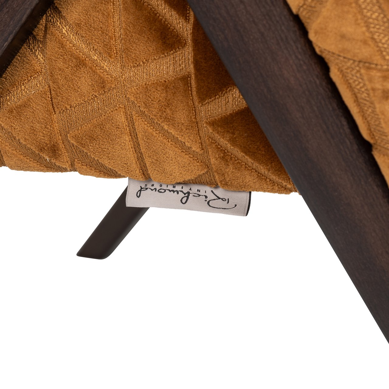 Lounge Stuhl Mia old gold triangle