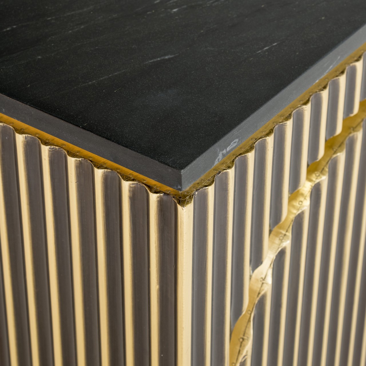 Sideboard Les Arcs brushed gold Sideboard Les Arcs brushed gold