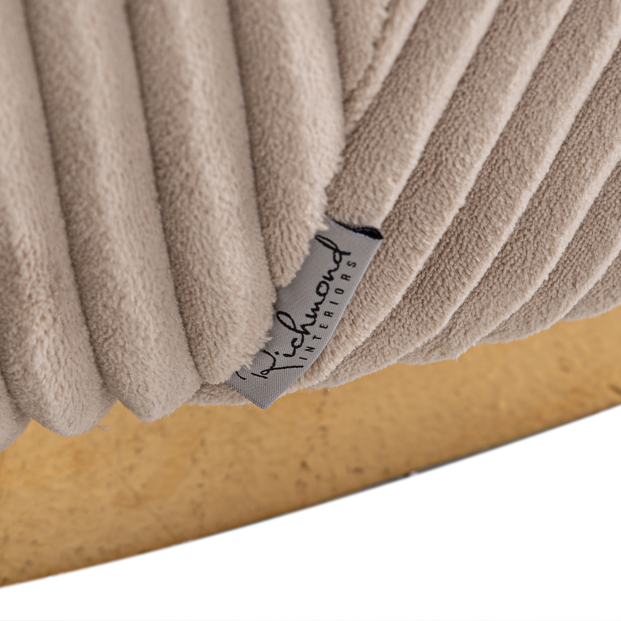 Couch Waylon Nougat velvet + Rippe Couch Waylon Nougat velvet + Rippe