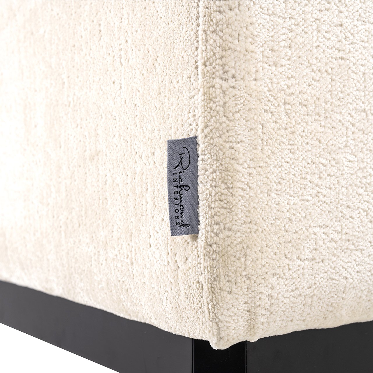 Couch Beaudy white chenille (FR-Bergen 900 white chenille)
