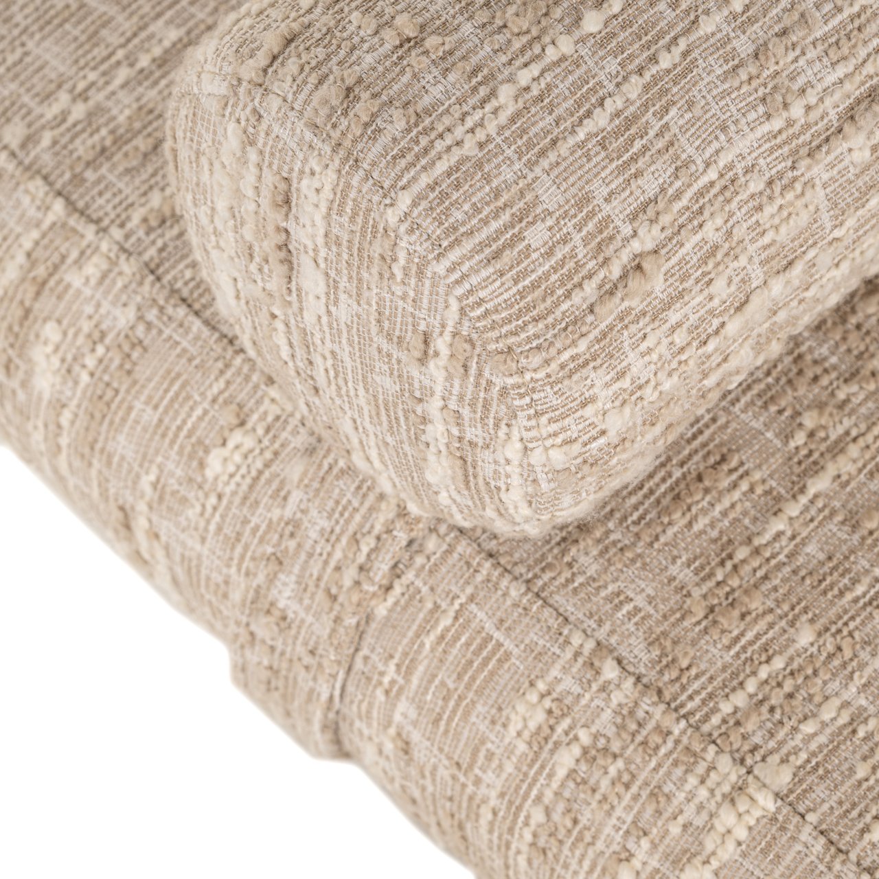 Bank Geneva beige angora alexander jones